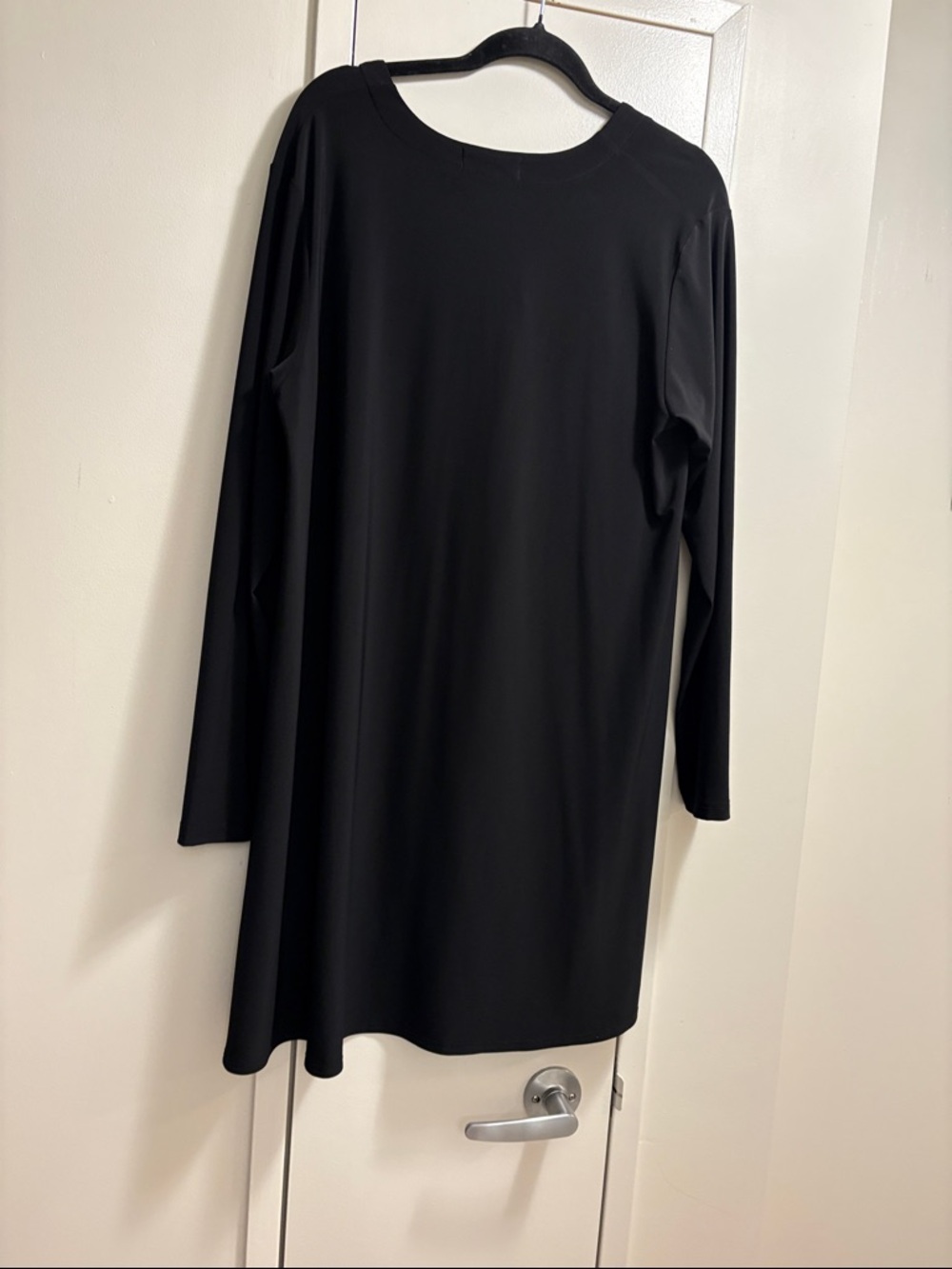 Sympli Black V-Neck Button-Down Long Sleeve Tunic - Picture 2 of 9